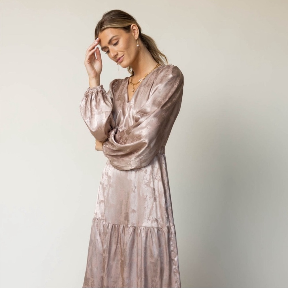 Stunning NWT Bohme Champagne Dress